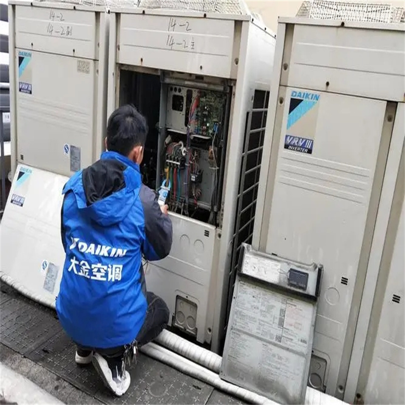 深圳布吉下水径柜机空调跳闸故障维修